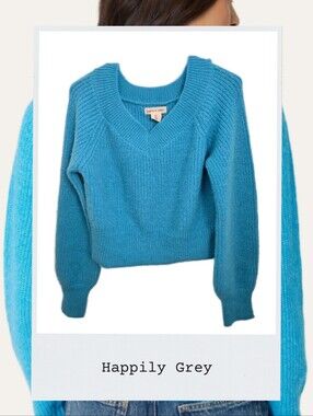 Women's V-Neck Sweater in Bright Teal (size L)